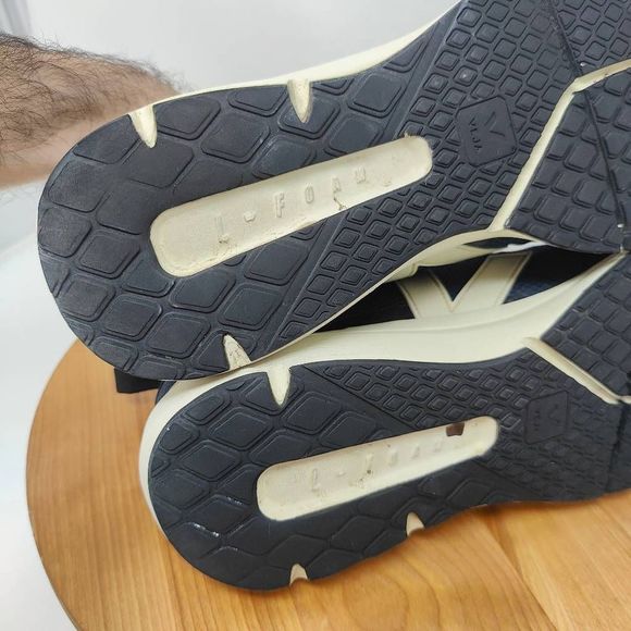 Veja Condor 2 Alveomesh Running Shoes- Mens- Size 11.5- Black White- Sneakers - Picture 6 of 12